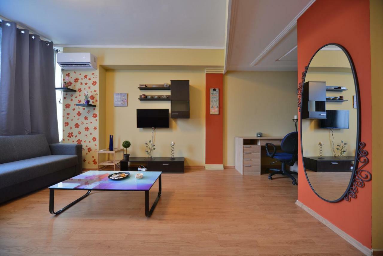 Unique Moments Apartment Athens Ngoại thất bức ảnh